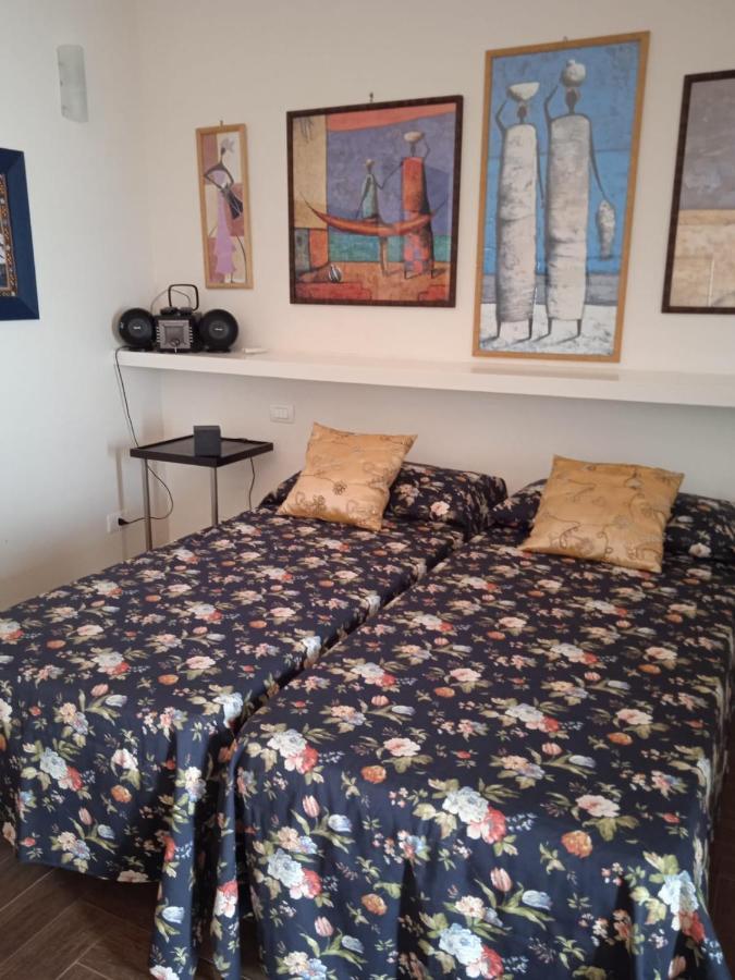 Hotel La Casa Dei Nonni Al Mare à Bari Extérieur photo