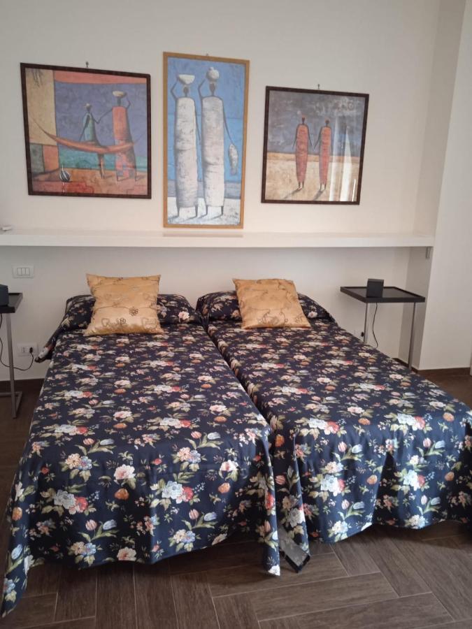 Hotel La Casa Dei Nonni Al Mare à Bari Extérieur photo