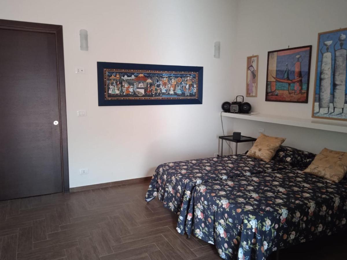Hotel La Casa Dei Nonni Al Mare à Bari Extérieur photo