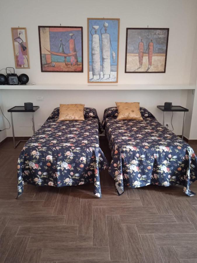 Hotel La Casa Dei Nonni Al Mare à Bari Extérieur photo