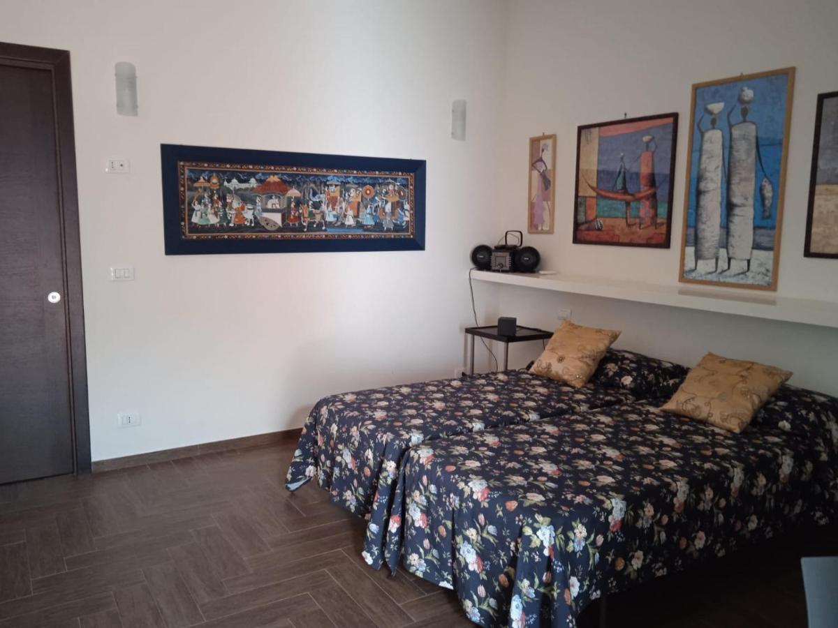 Hotel La Casa Dei Nonni Al Mare à Bari Extérieur photo